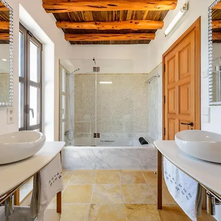 New! Can Prats Deluxe Heated Pool Villa *