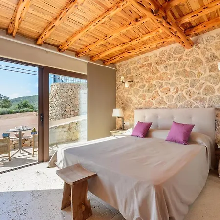 New! Can Prats Deluxe Heated Pool Villa
