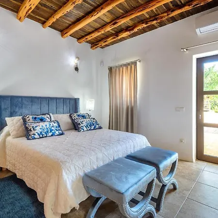 New! Can Prats Deluxe Heated Pool Villa Santa Eularia des Riu